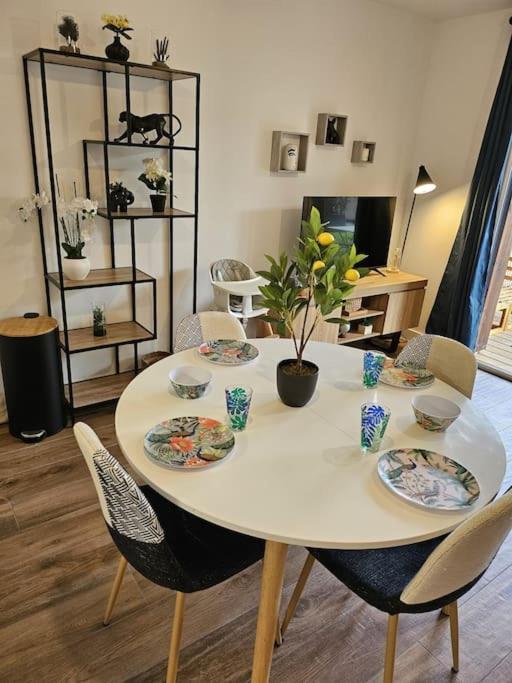 ביסקארוס Les Cottages Jardin Elegant Et Ambiance Cosy מראה חיצוני תמונה