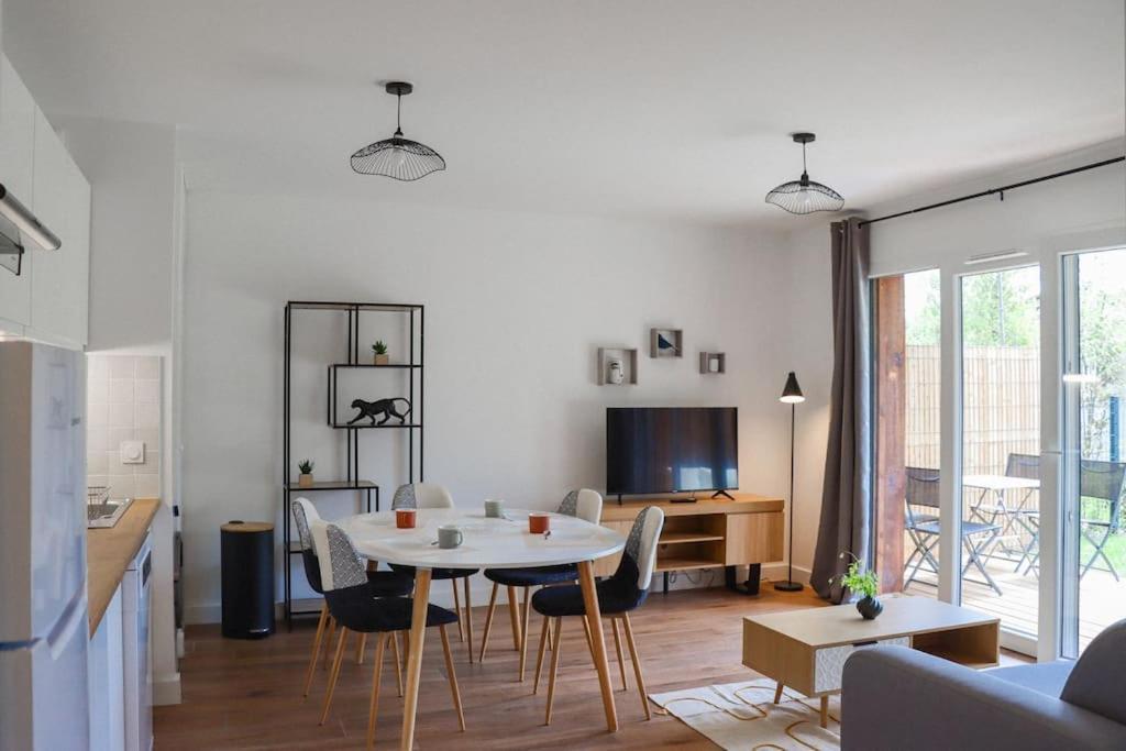 ביסקארוס Les Cottages Jardin Elegant Et Ambiance Cosy מראה חיצוני תמונה